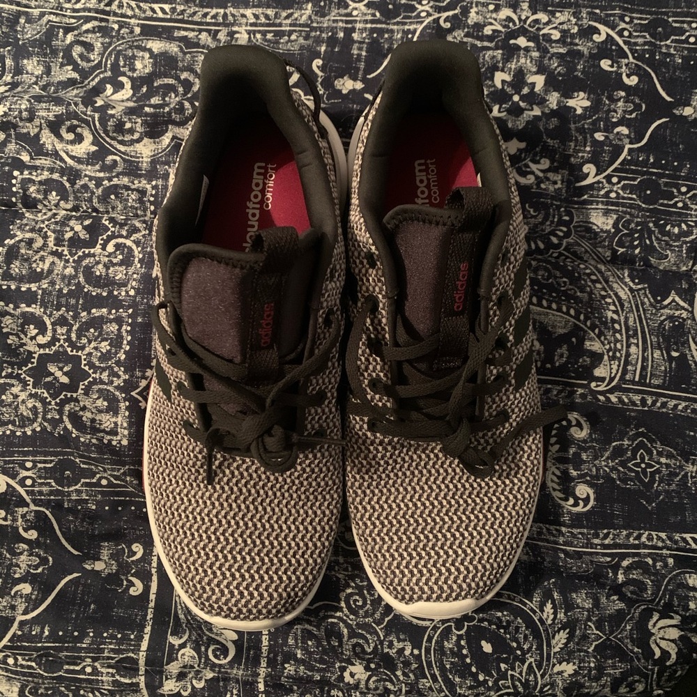 Adidas cloud foam